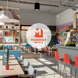 Отель Meininger Airport, Берлин